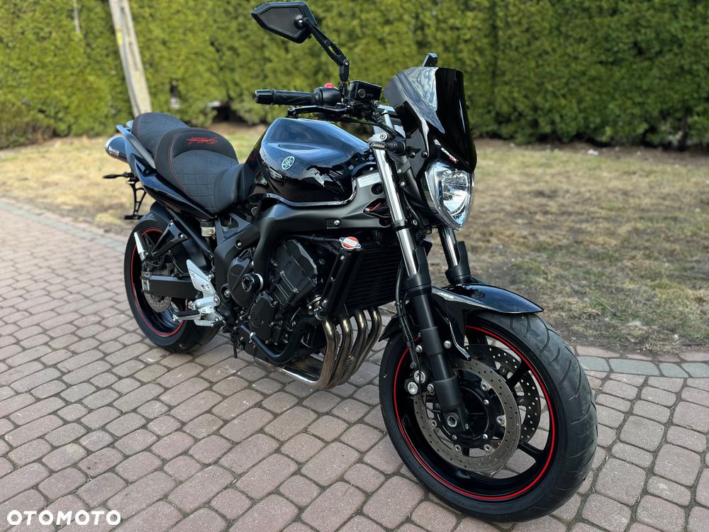 Yamaha FZ6 - 2