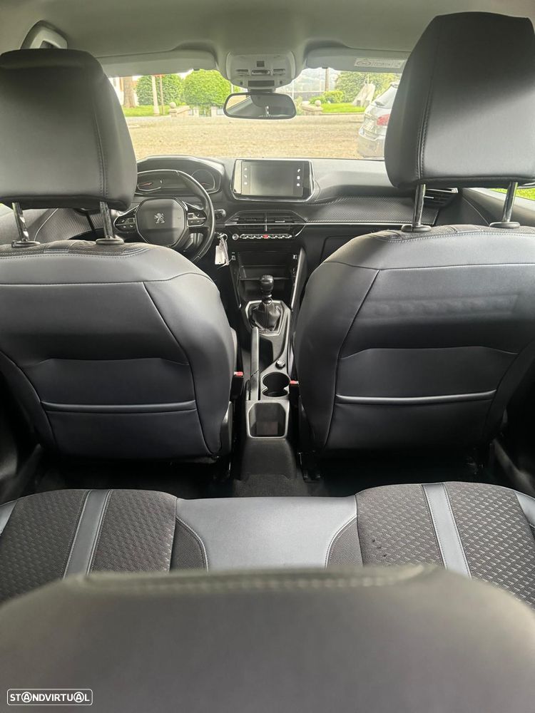 Peugeot 2008 PureTech 130 Allure - 17