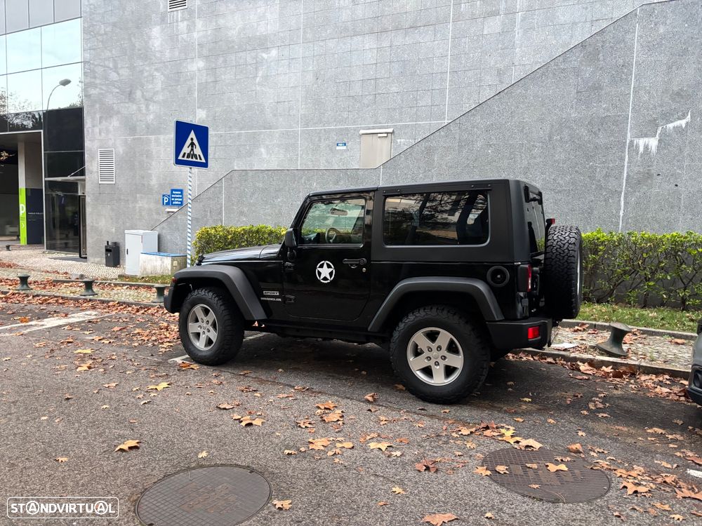 Jeep Wrangler 2.8 CRD ATX Sport - 3