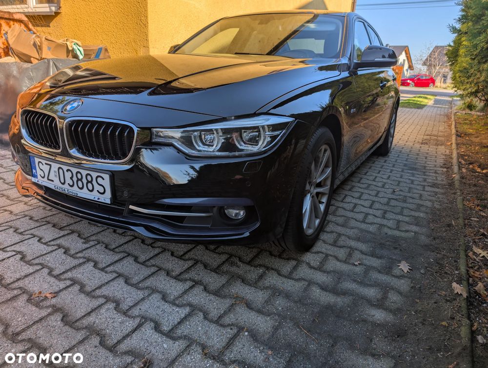 BMW Seria 3 318i Sport Line - 2