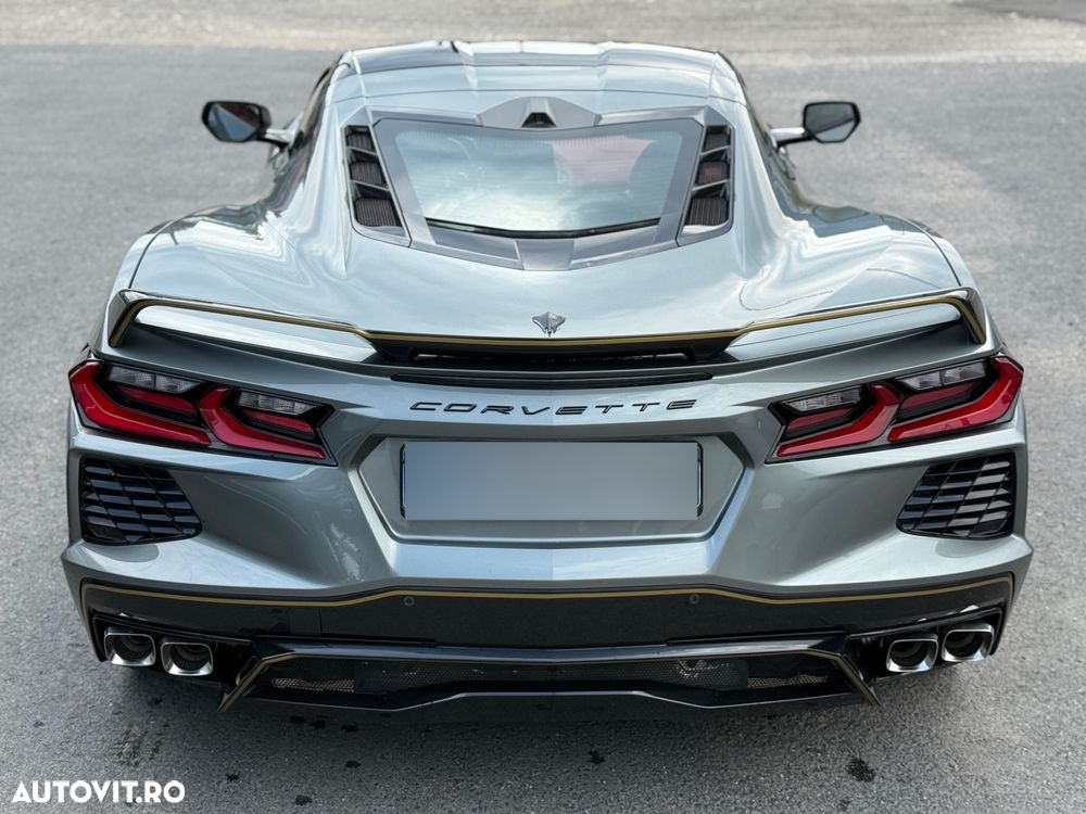 Chevrolet Corvette - 7