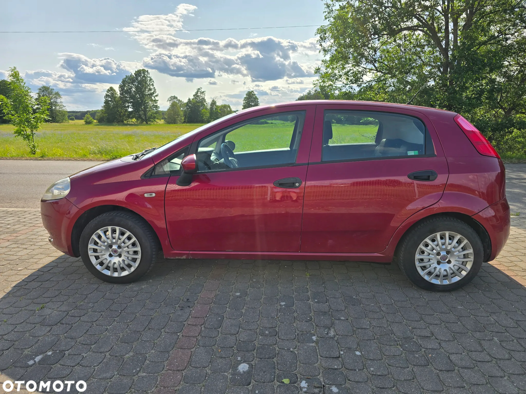 Fiat Grande Punto - 13
