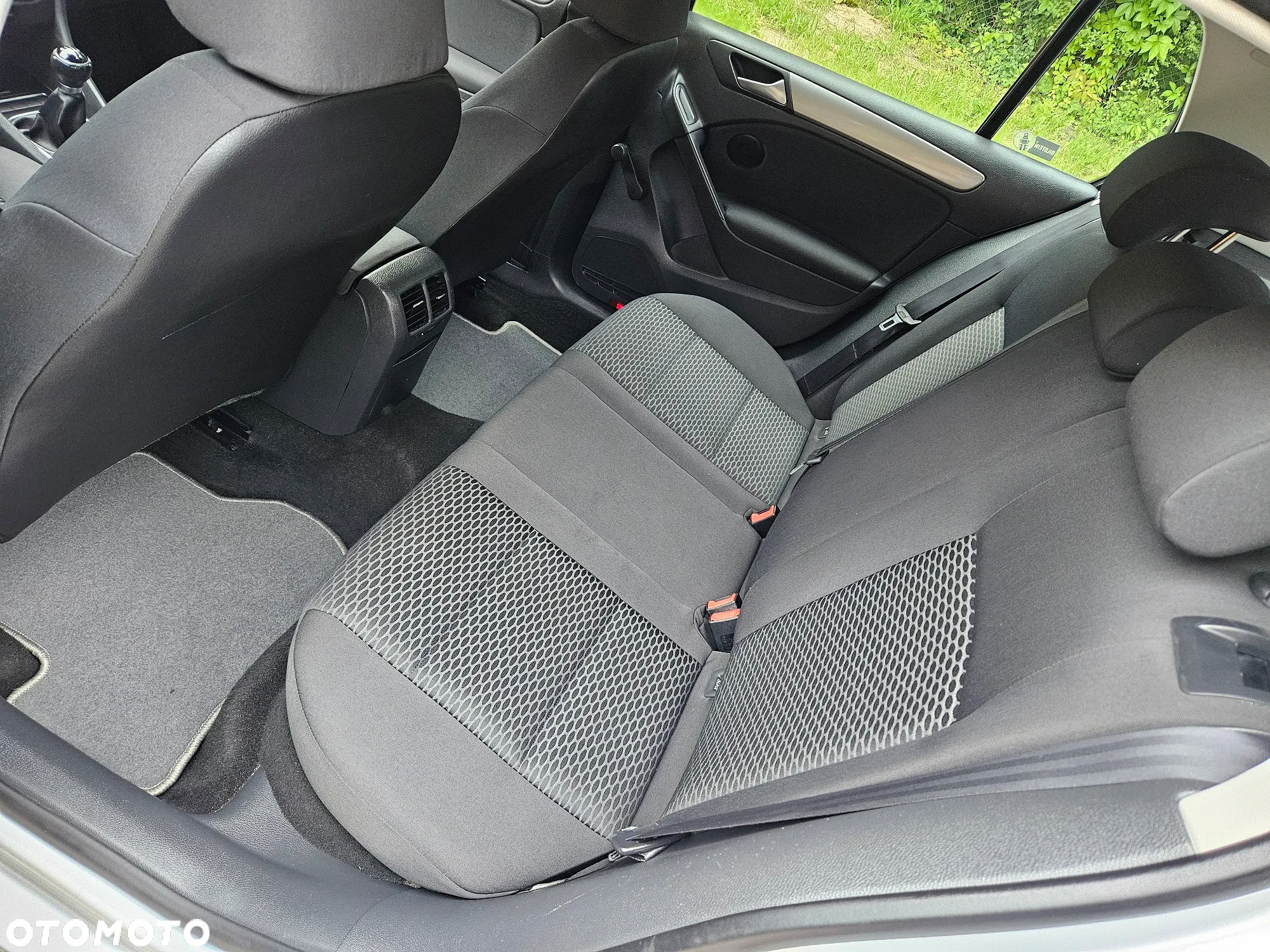 Volkswagen Golf VI 1.6 Comfortline - 14