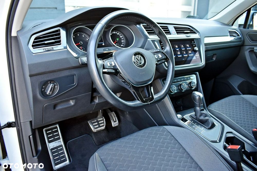 Volkswagen Tiguan 1.5 TSI EVO Comfortline DSG - 9