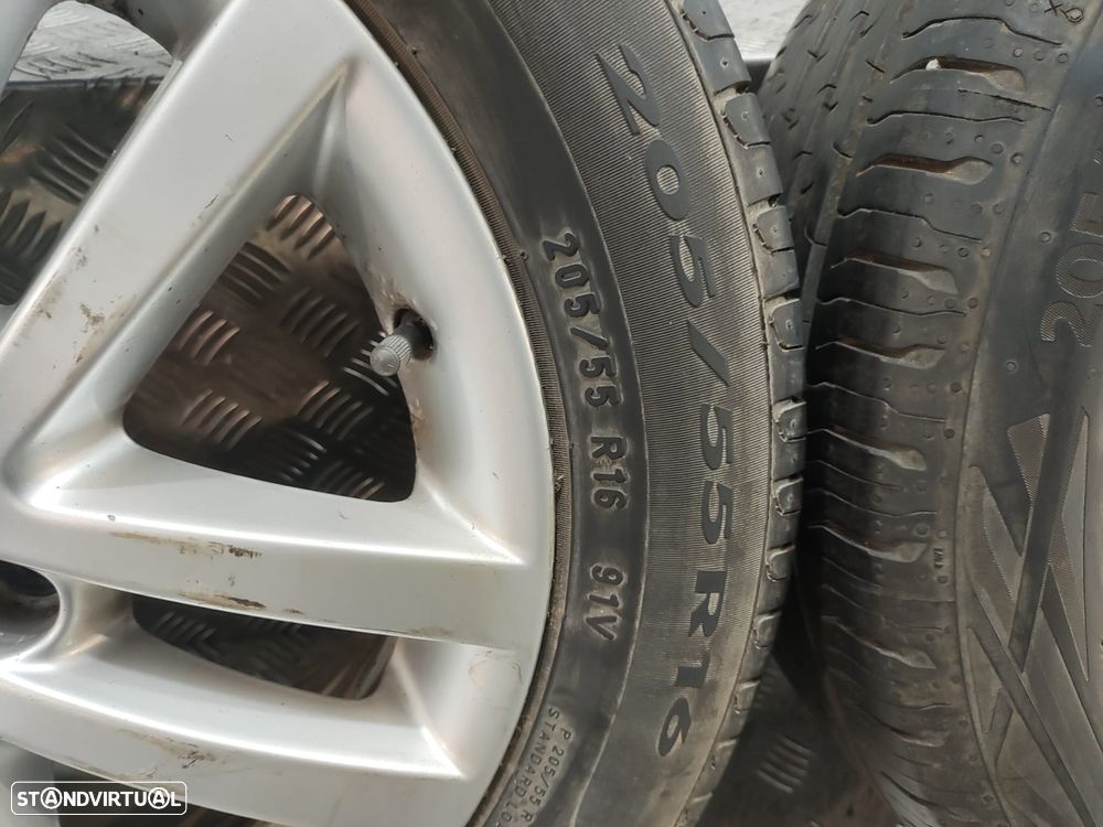 Conjunto de jantes 17 Cleveland Borbet Volkswagen Touran 1T3 2° Facelift 2010 a 2015 6,5J ET50 5x112 Original - 6