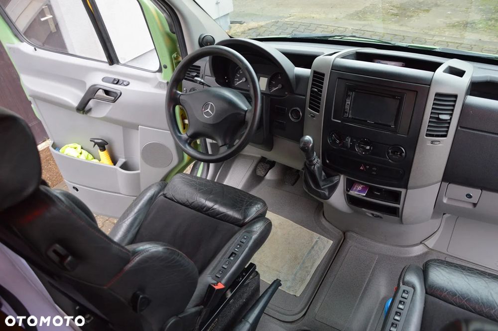 Mercedes-Benz SPRINTER KAMPER - 27
