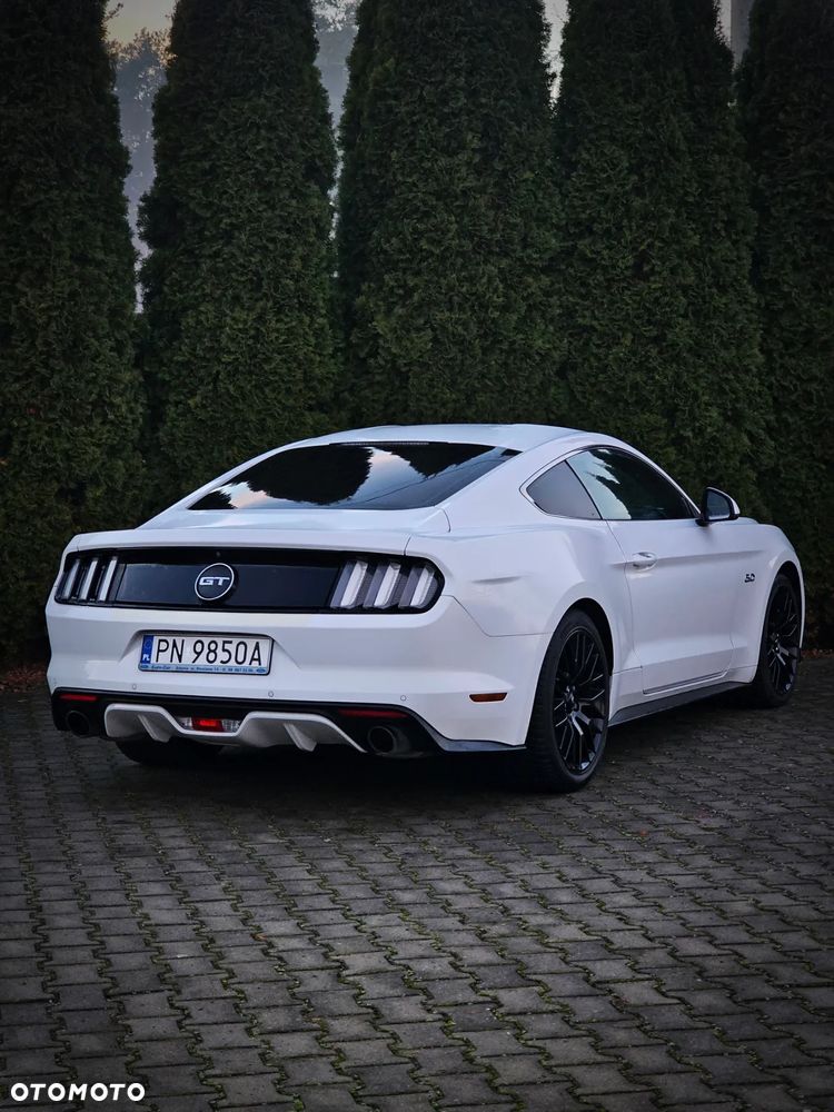 Ford Mustang 5.0 V8 GT - 5