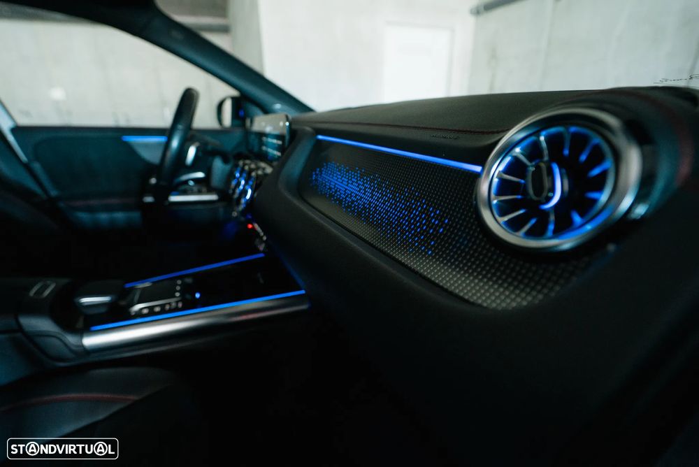 Mercedes-Benz EQA - 12