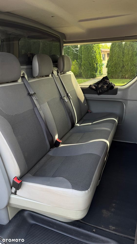 Opel Vivaro L2H1 2.9t - 10