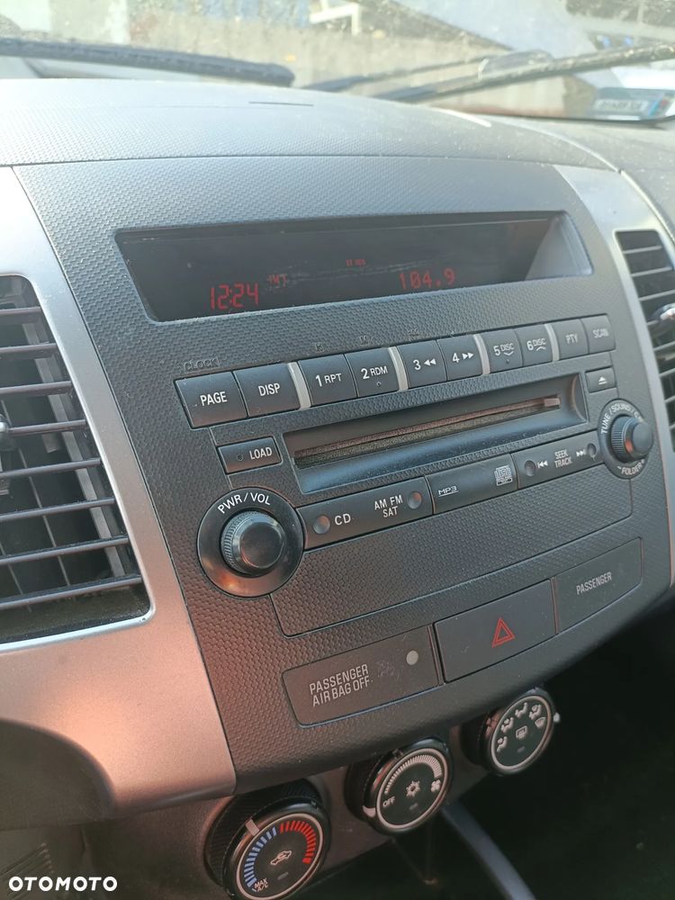 MITSUBISHI OUTLANDER II 06-10 2007 r. radioodtwarzacz radioodbiornik radio  * - 2