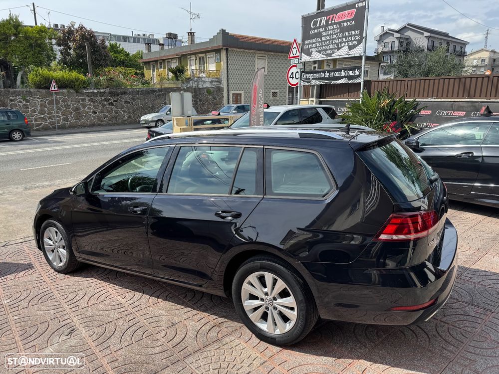 VW Golf Variant 1.6 TDi Confortline - 13