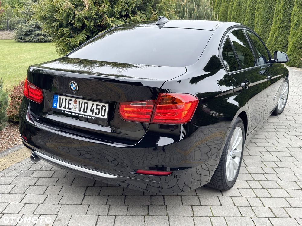 BMW Seria 3 318d Modern Line - 18