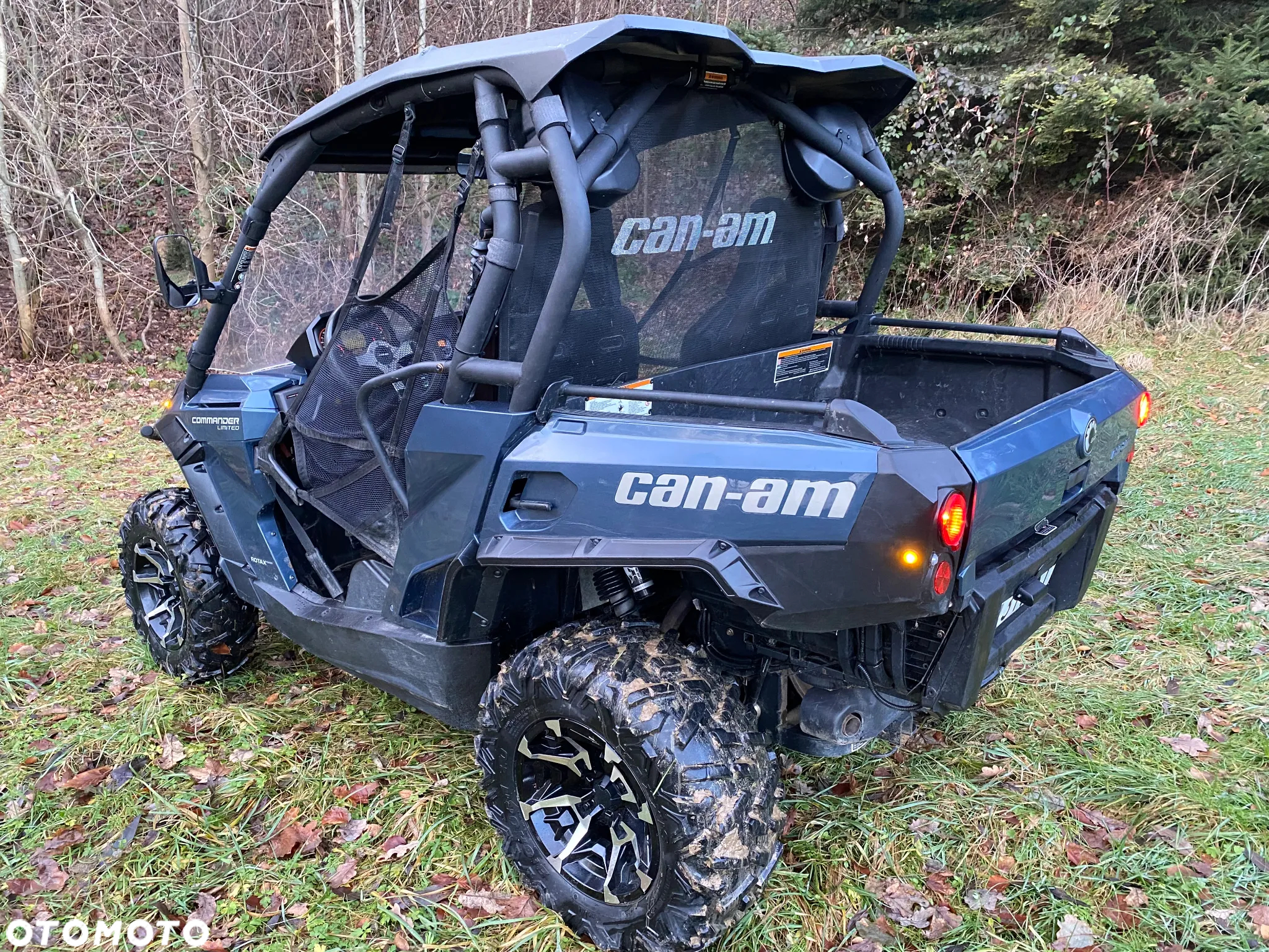 Can-Am Inny - 4