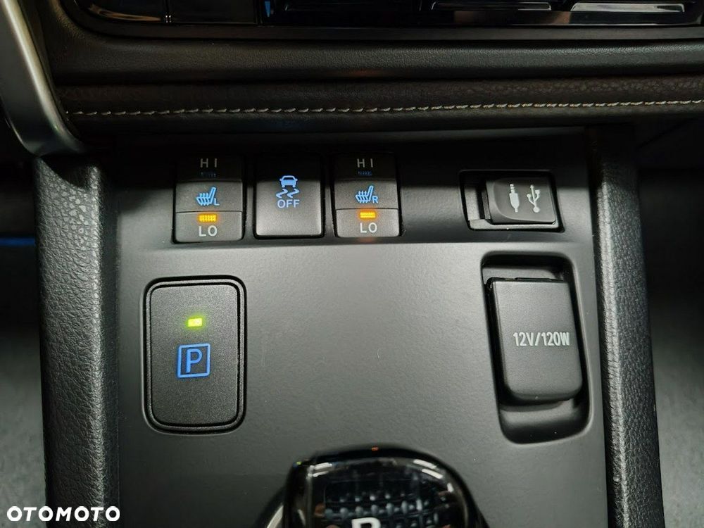 Toyota Auris 1.8 VVT-i Automatik Edition S+ - 30