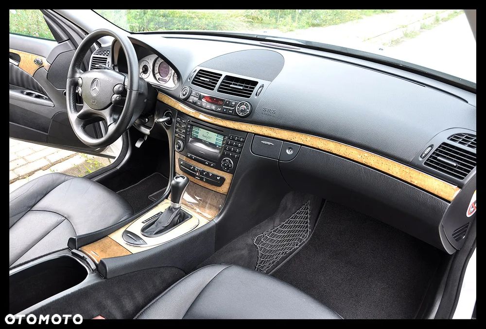 Mercedes-Benz Klasa E 320 CDI 7G-TRONIC Avantgarde - 6