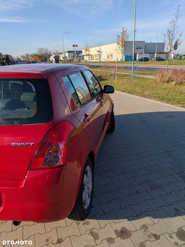 Suzuki Swift 1.3 DDiS GLX / Comfort - 12