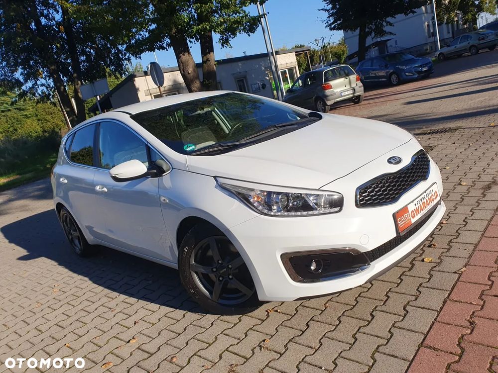 Kia Ceed 1.6 GDI XL - 28