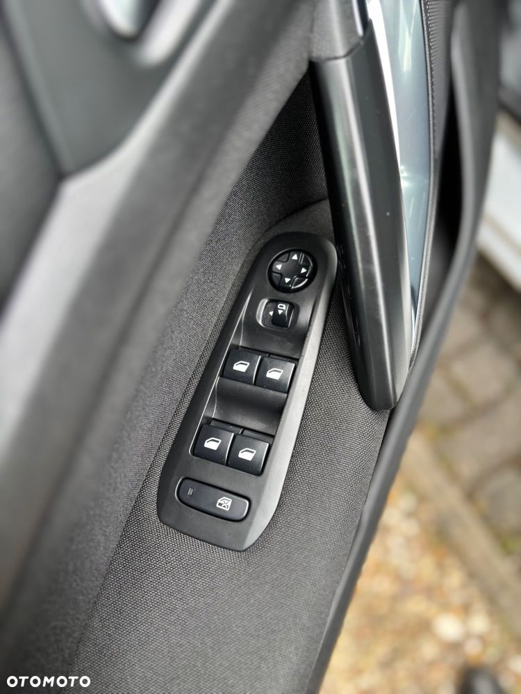 Peugeot 308 BlueHDi 120 Stop & Start Business-Line - 12