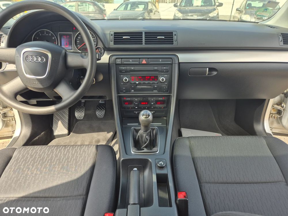 Audi A4 Limousine 1.8 T - 9