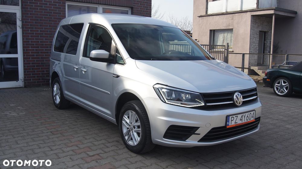 Volkswagen Caddy 2.0 TDI Comfortline DSG - 2