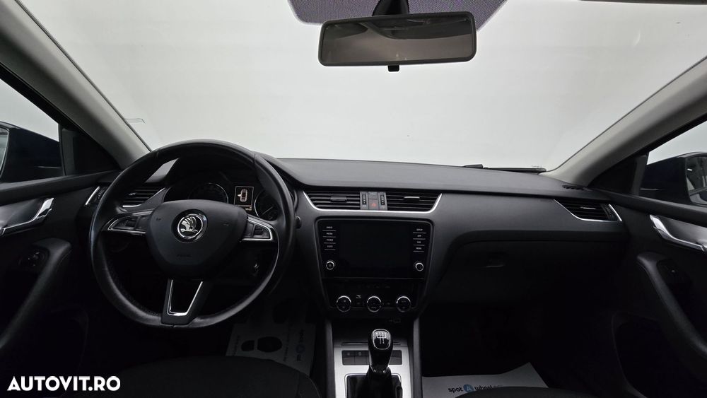 Skoda Octavia 1.6 TDI Ambition - 14