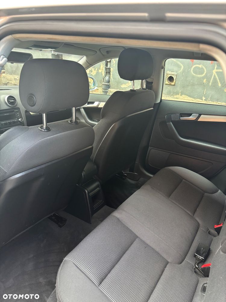 Audi A3 Sportback 1.9 TDI DPF Ambition - 9