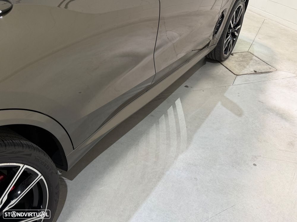 BMW X5 50 e xDrive Pack M Desportivo Pro - 43