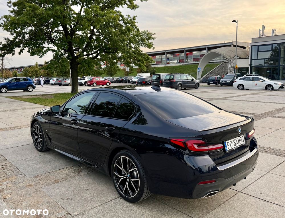 BMW Seria 5 520d xDrive MHEV M Sport sport - 4