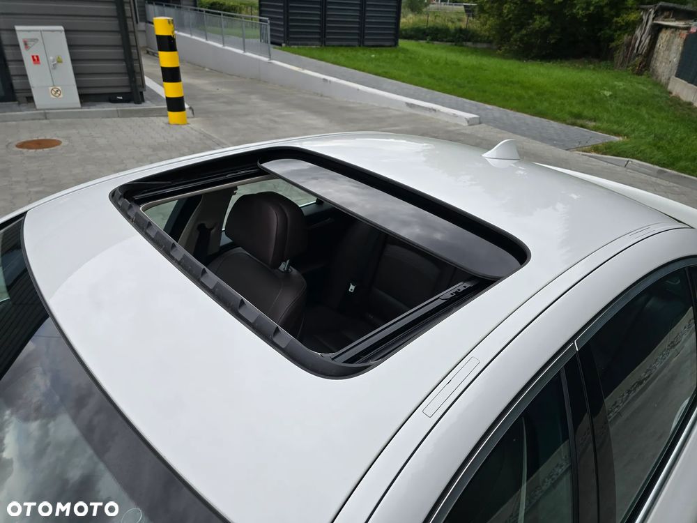 BMW Seria 5 535i xDrive Sport-Aut Luxury Line - 18