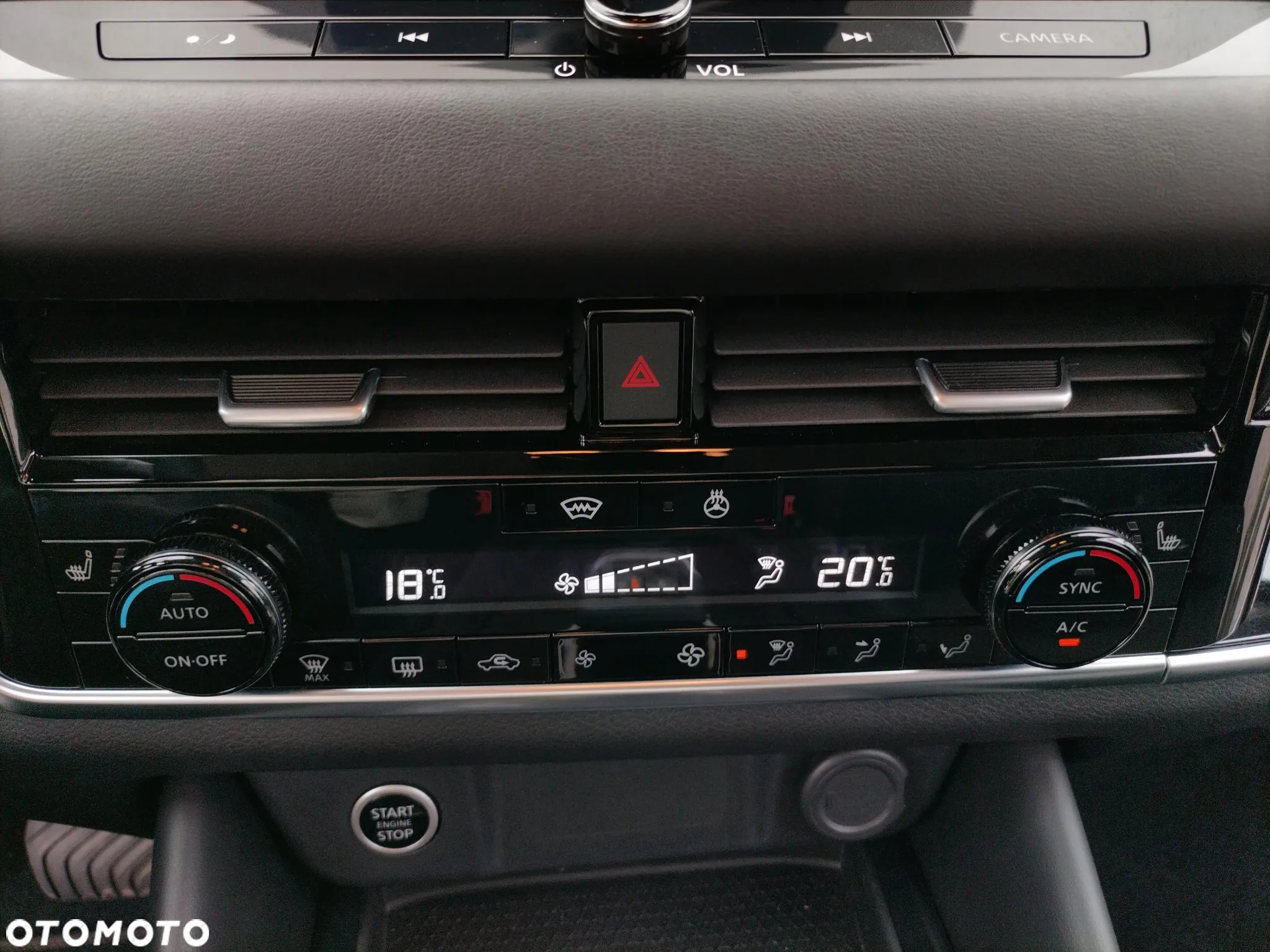 Nissan Qashqai - 14