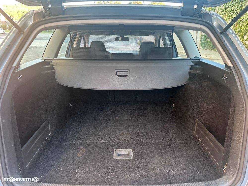 VW Passat Variant 1.9 TDI Trendline Pack BM - 9