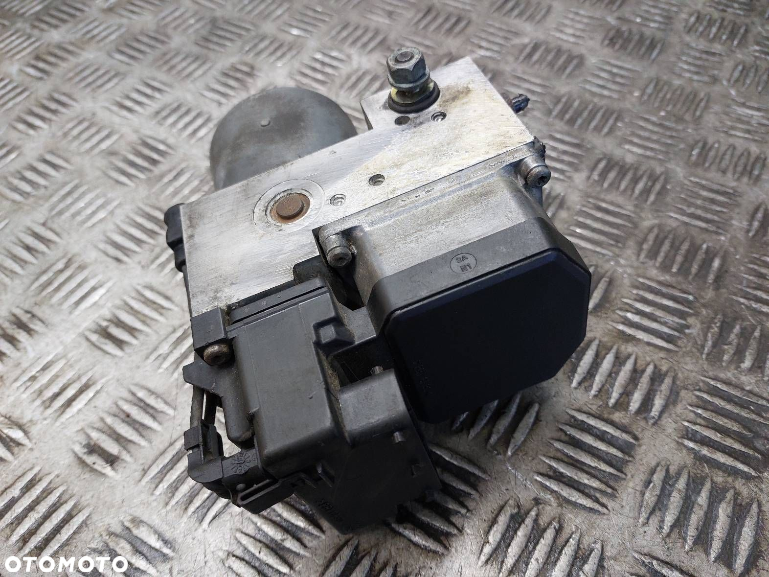 POMPA STEROWNIK ABS VOLKSWAGEN PASSAT B5 8E0614111B 0265220405 - 2