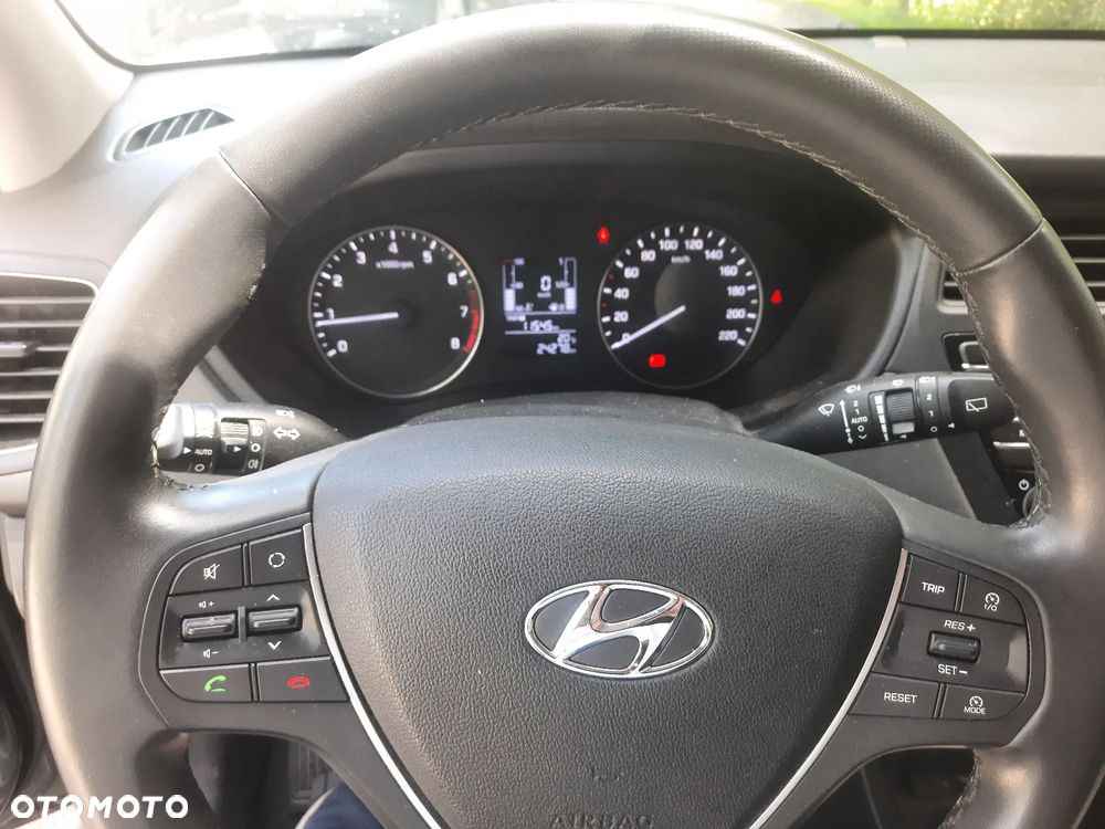 Hyundai i20 1.0 T-GDI Classic Plus - 12