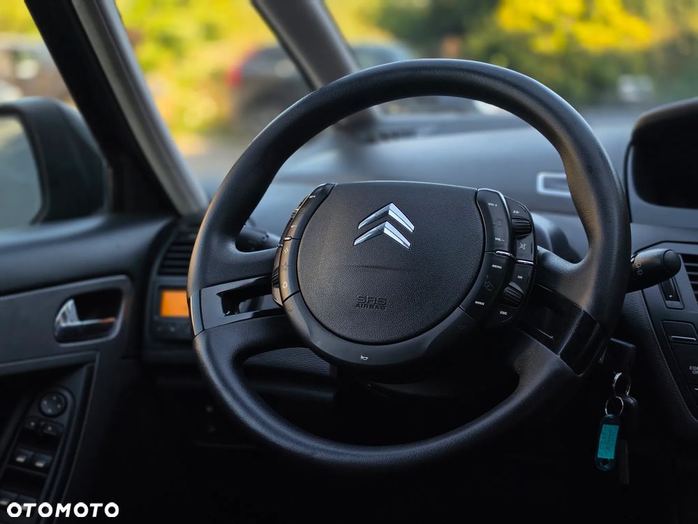Citroën C4 Grand Picasso - 26