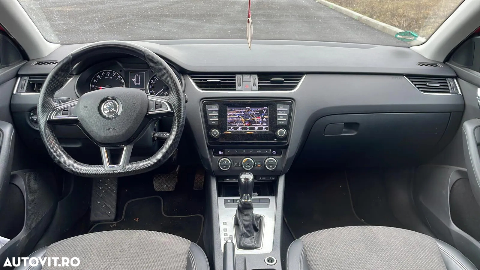 Skoda Octavia Combi 2.0 TDI Green tec DSG Elegance - 9