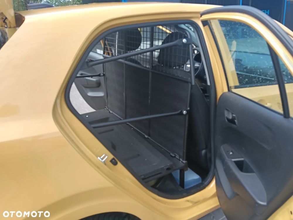 Kia Picanto 1.0 L - 13