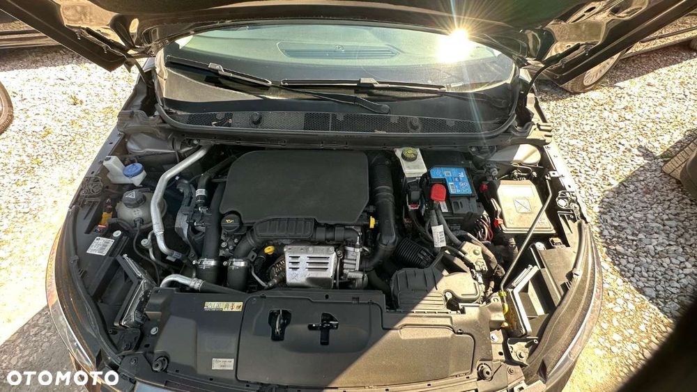 Peugeot 308 1.2 PureTech GPF Allure S&S EAT8 - 38
