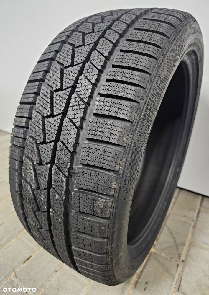 Continental WinterContact TS 860 S 225/45R18 95 Y