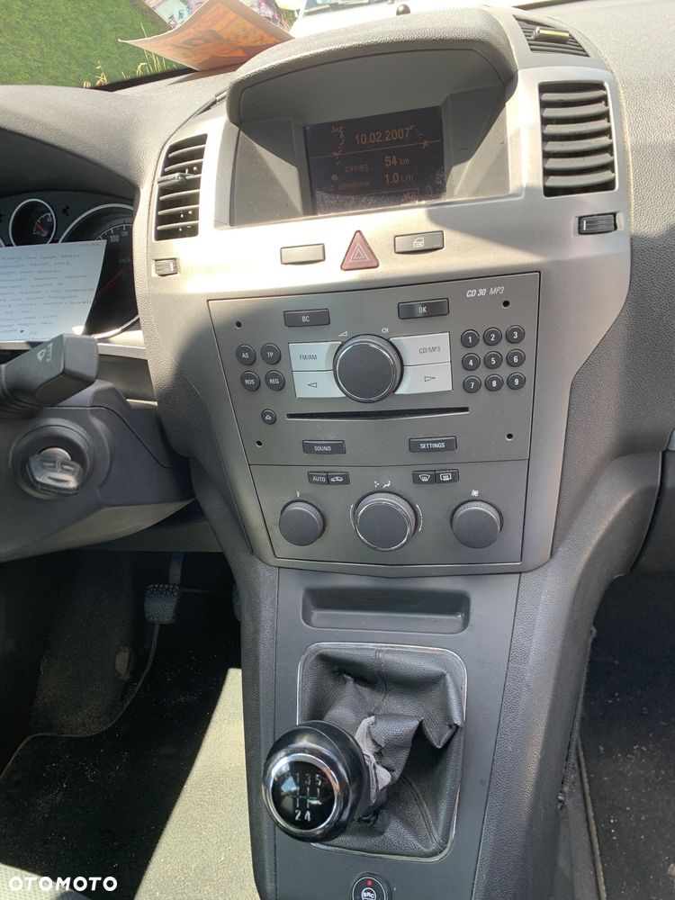 Opel Zafira 1.6 Cosmo - 11