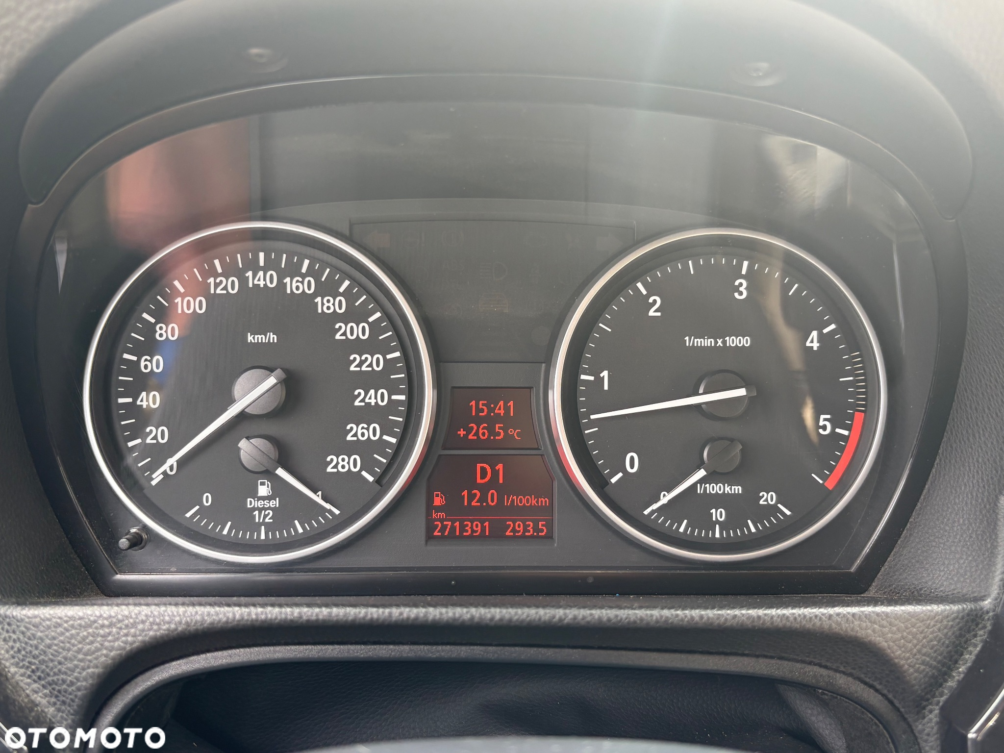 BMW Seria 3 330xd Coupe - 27