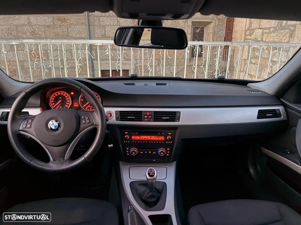 BMW 318 - 16