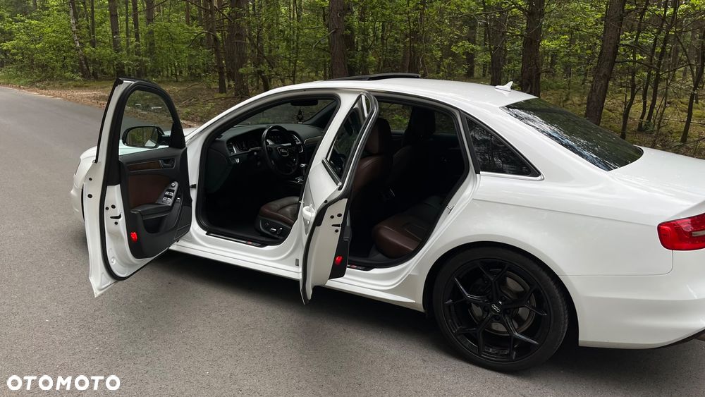 Audi A4 Limousine - 15