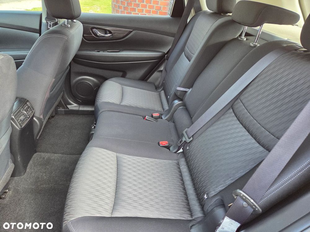 Nissan X-Trail - 11