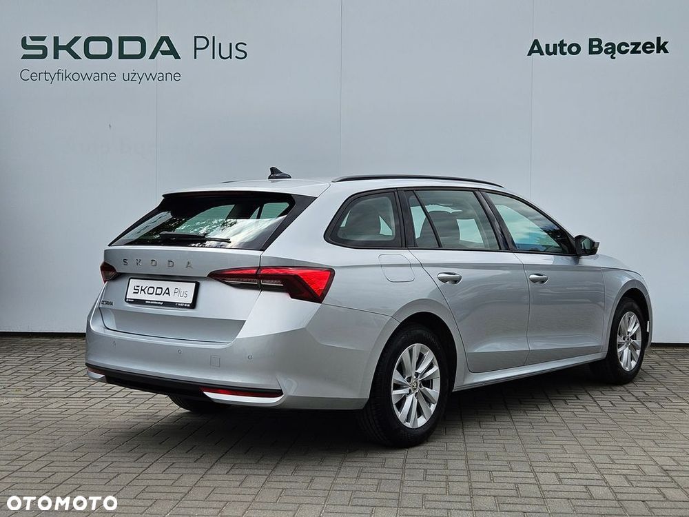 Skoda Octavia 1.5 TSI Essence - 5