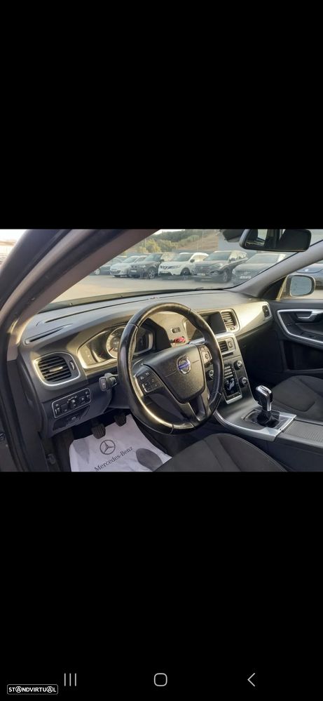 Volvo V60 - 9