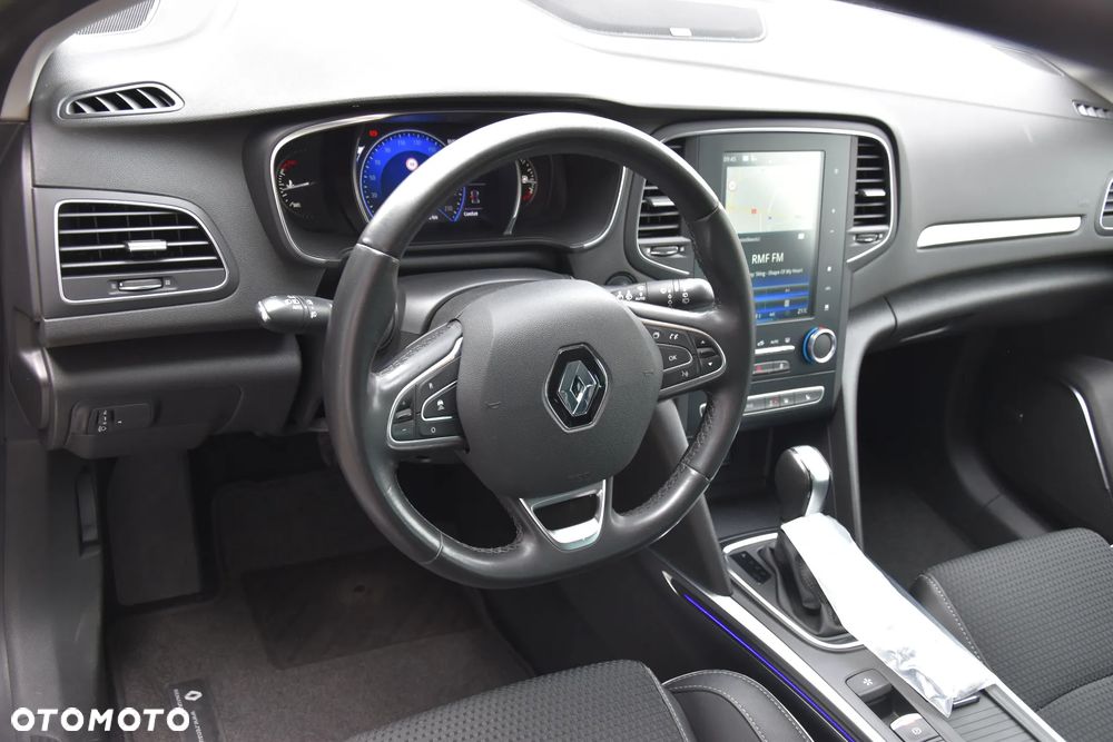Renault Megane ENERGY TCe 160 EDC BOSE EDITION - 14