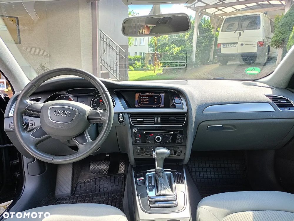 Audi A4 Limousine 2.0 TDI DPF multitronic Ambiente - 10
