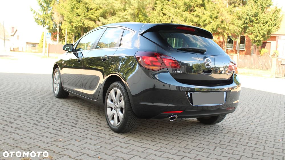 Opel Astra 1.4 Turbo Cosmo - 6