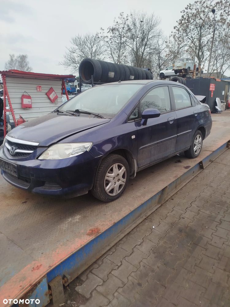 Honda City na części. - 3