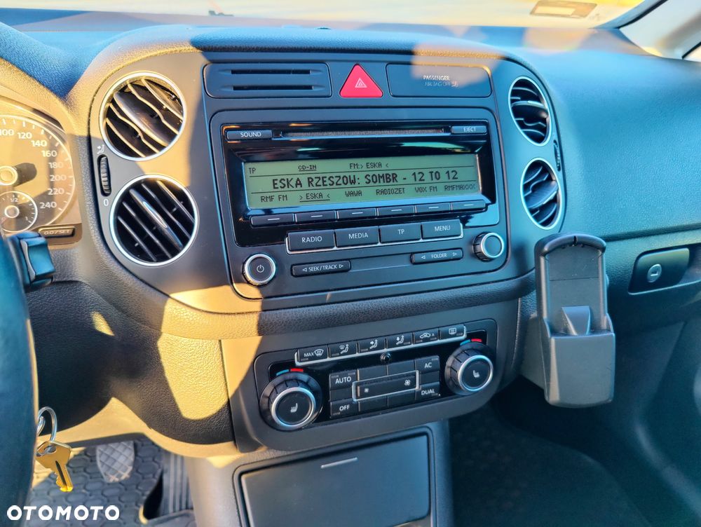 Volkswagen Golf Plus - 15